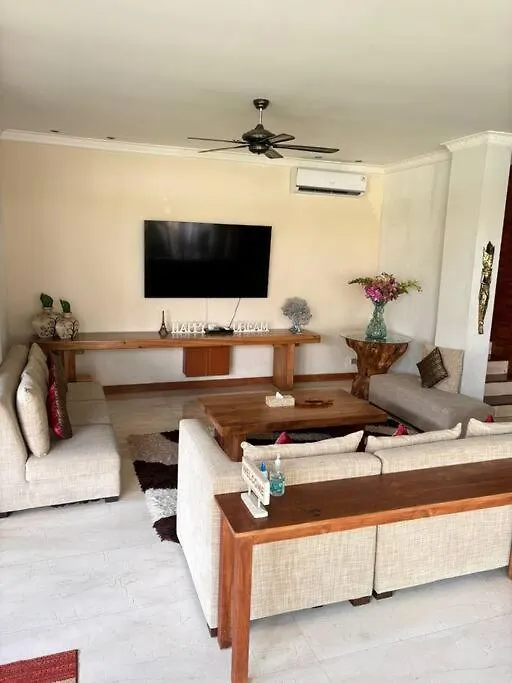4 Bedroom Tropical Luxury Villa Seminyak   Seminyak (Bali)