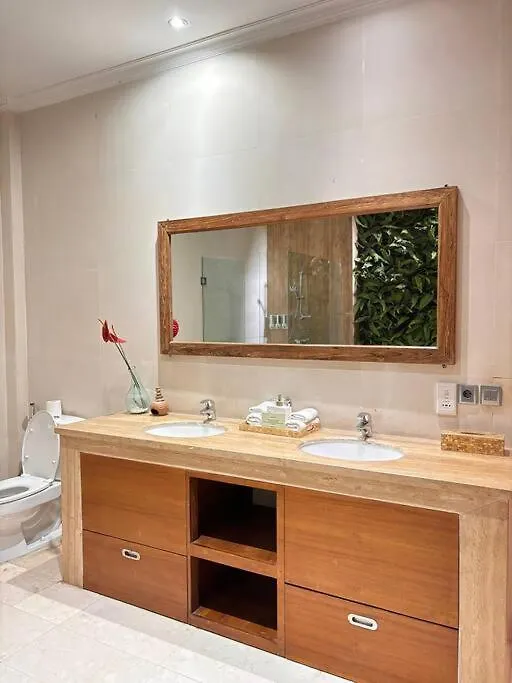 4 Bedroom Tropical Luxury Villa Seminyak  Indonesia