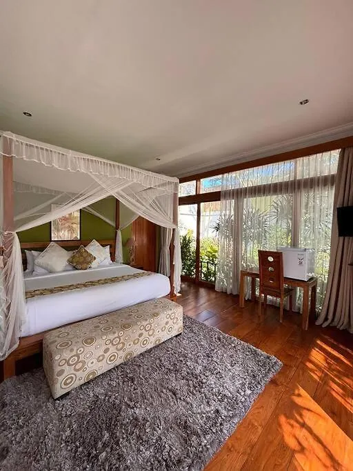 4 Bedroom Tropical Luxury Villa Seminyak