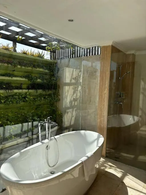 4 Bedroom Tropical Luxury Villa Seminyak  Indonesia